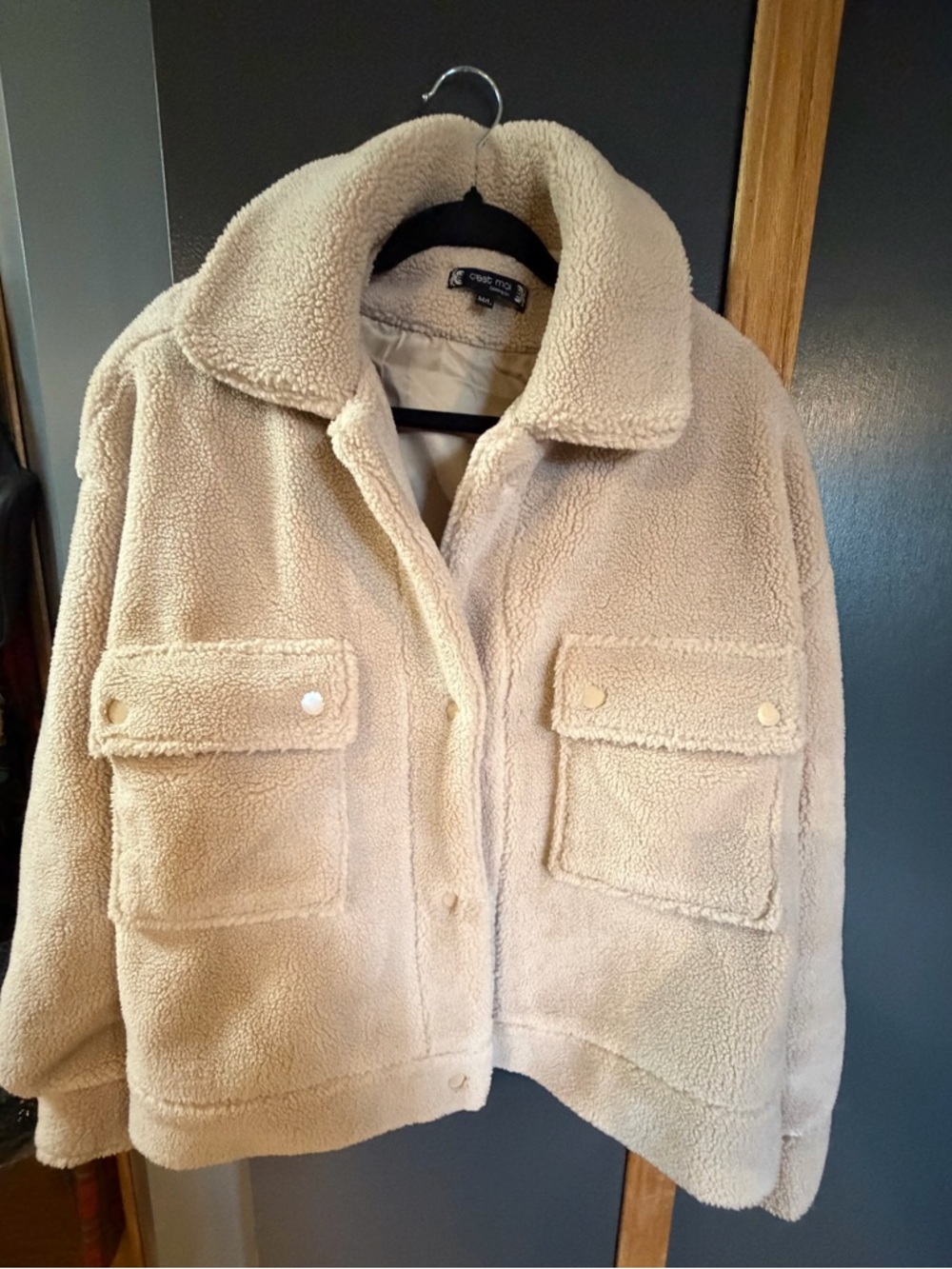 Plush Cream Teddy Jacket with Snap Pockets - Women